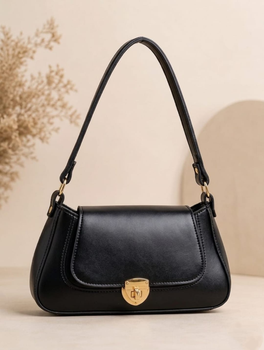 Classic Flap Shoulder Purse for Women – Premium Leather Look Crossbody Handbag | Black